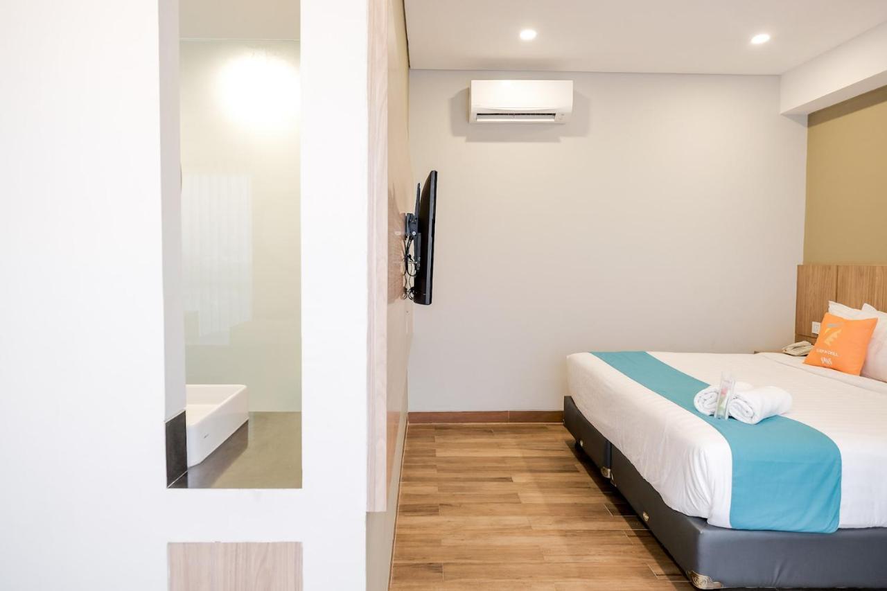 Hotel Sans Puri Indah